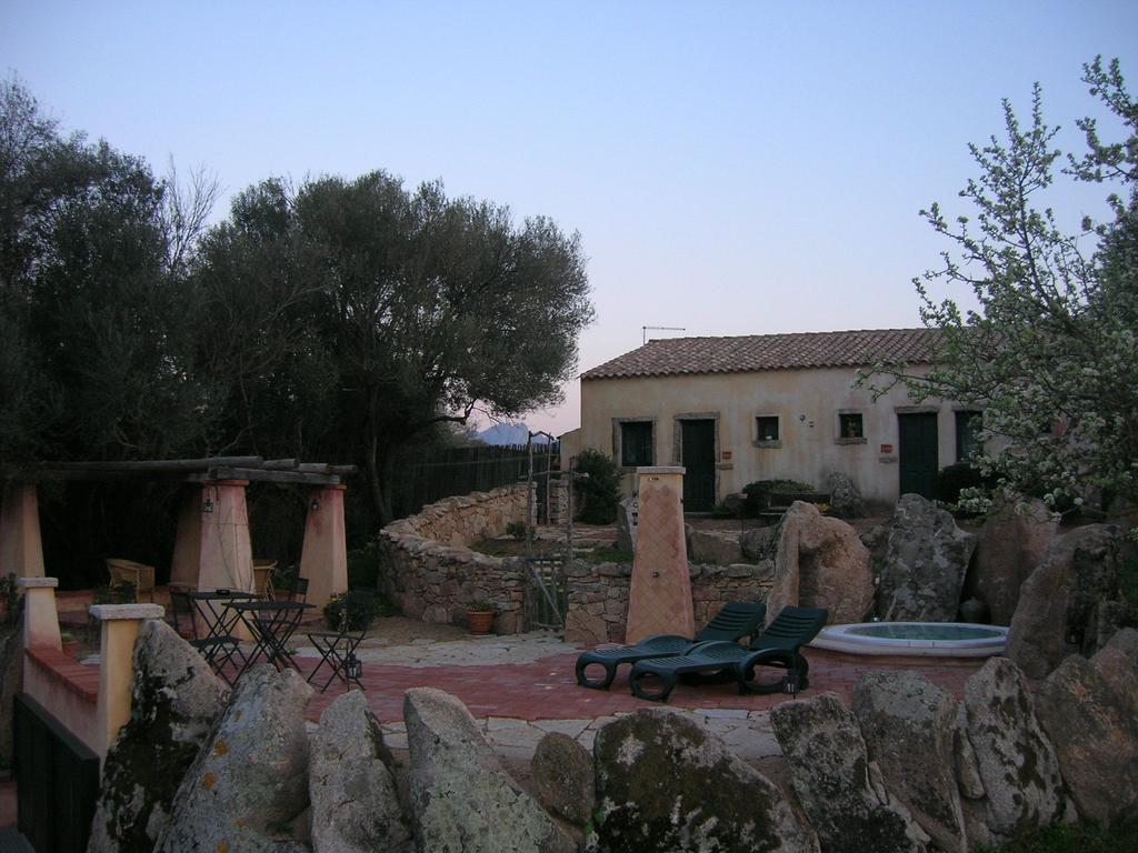 La Mesenda Rooms & Apartments Arzachena Exterior photo